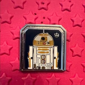 Walt Disney World - 2024 - Trading Pin - R2-C4
Authentic Pin